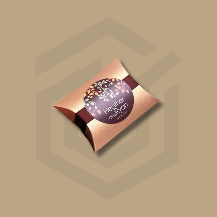 custom-gifts-pillow-box