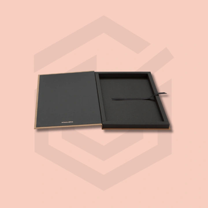 custom-luxury-presentation-boxes